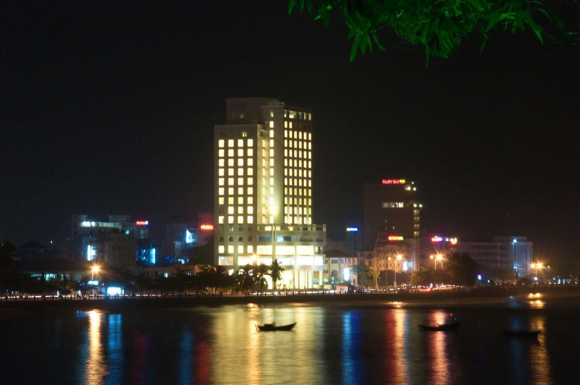 Vdb Nha Trang Hotel Exteriör bild